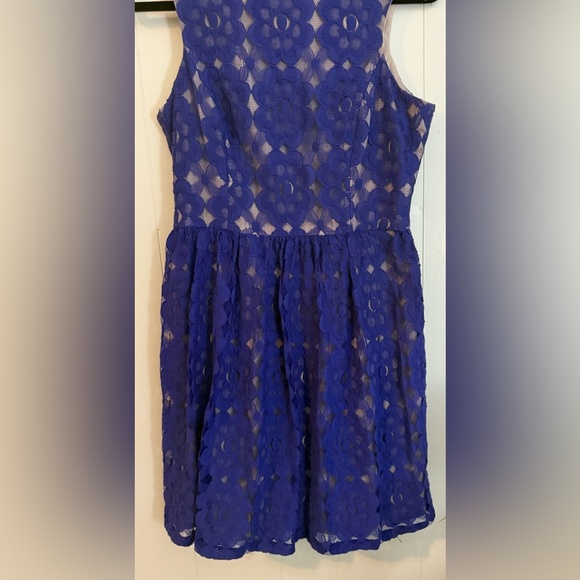 Ivy Blu Women’s Deep Royal Fit And Flare Floral Lined Dress Sz 6 - Picture 3 of 12